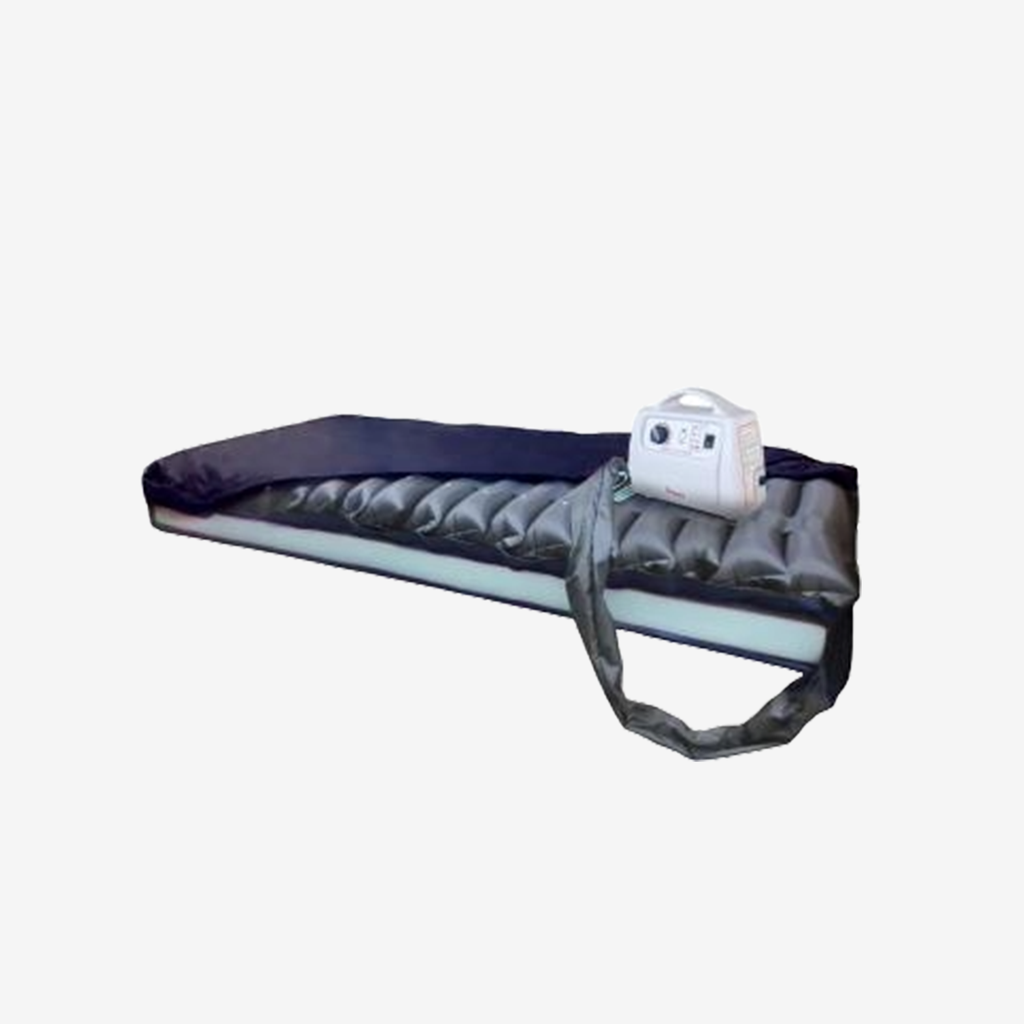 Anti-decubitus mattress with compressor