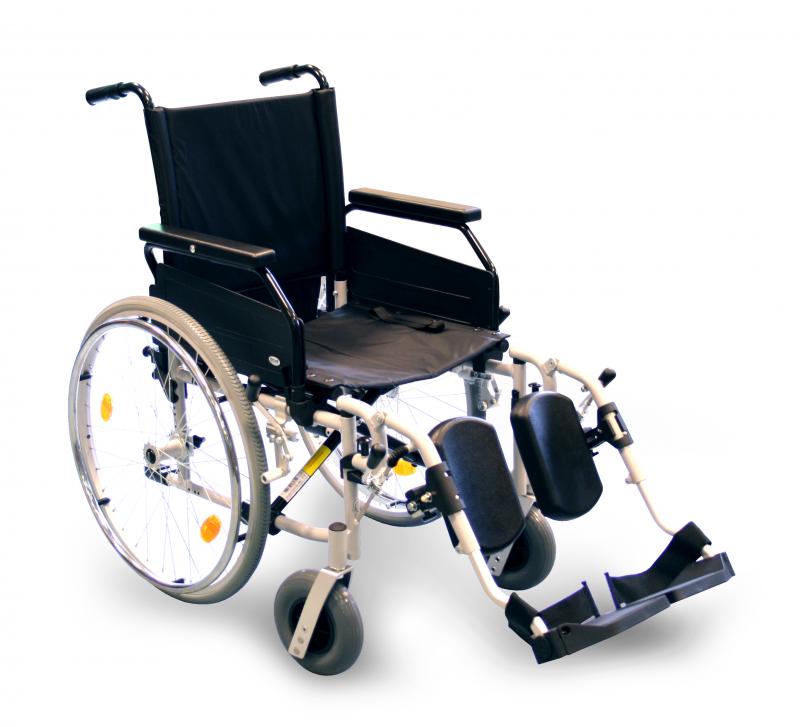 *Plooibare rolstoel met voet- en beensteunen Rotec